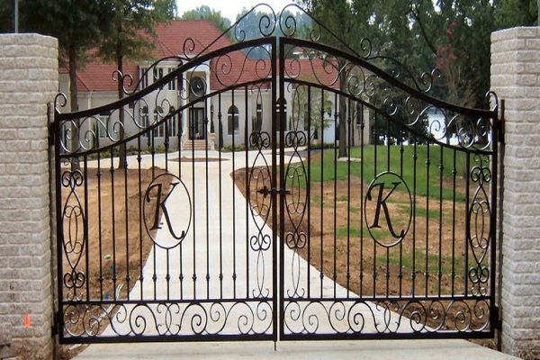 Başçiftlik Demirci